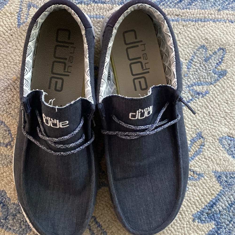 Hey dude shoes